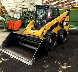 featured-vs-rubber-tracks-cat-262d-skid-steer