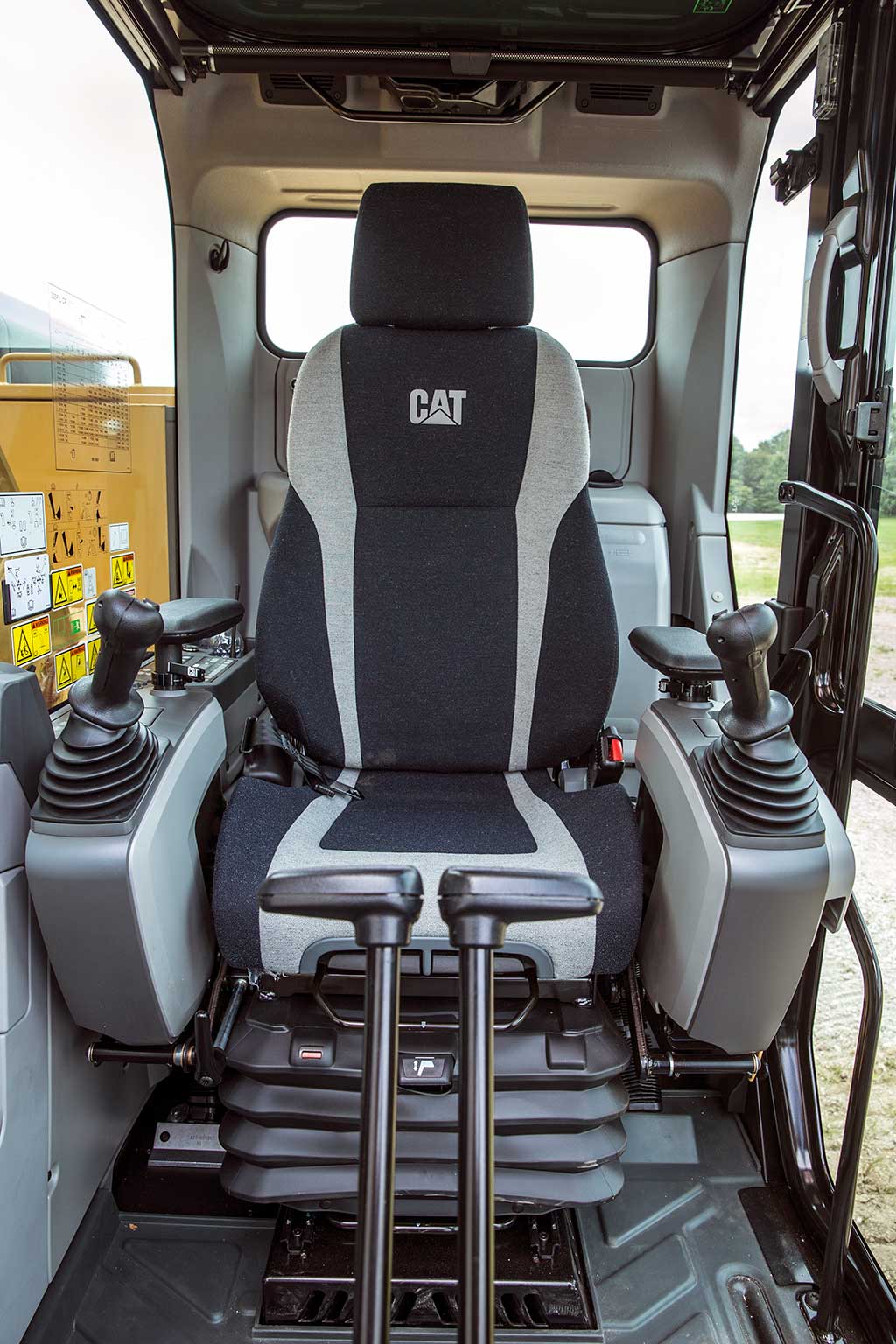 Cat 325FL Excavator Comfortable Cab Environment