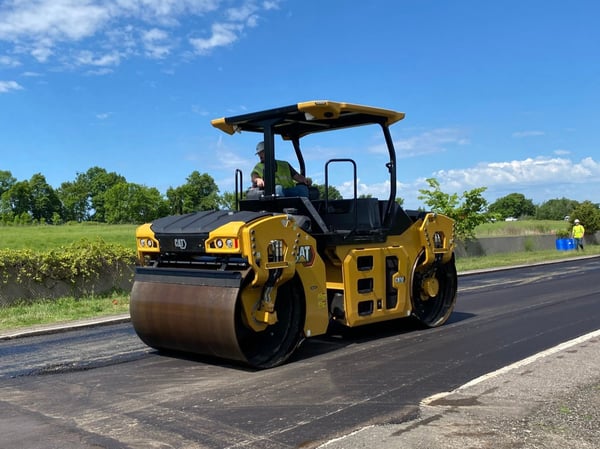 asphalt-compactor-action-crop