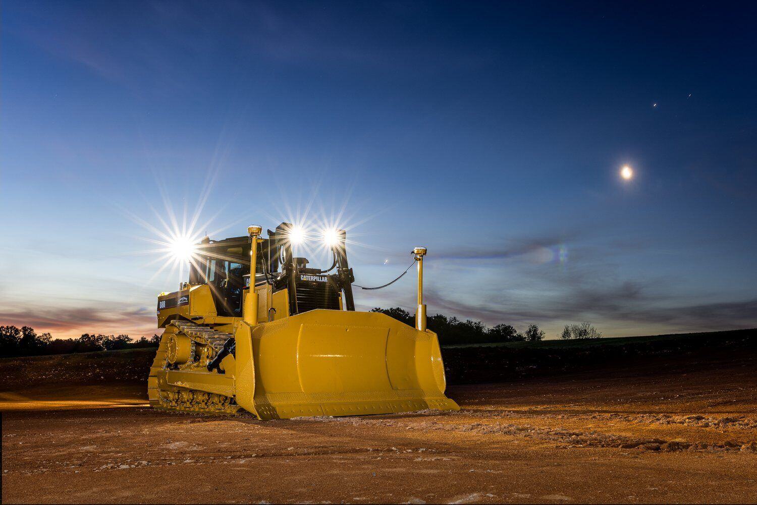 Transforming a Cat D8R Dozer with a Cat Certified Powertrain Rebuild