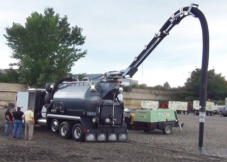 Premier CV Series Hydrovac - Cat CT660 Truck