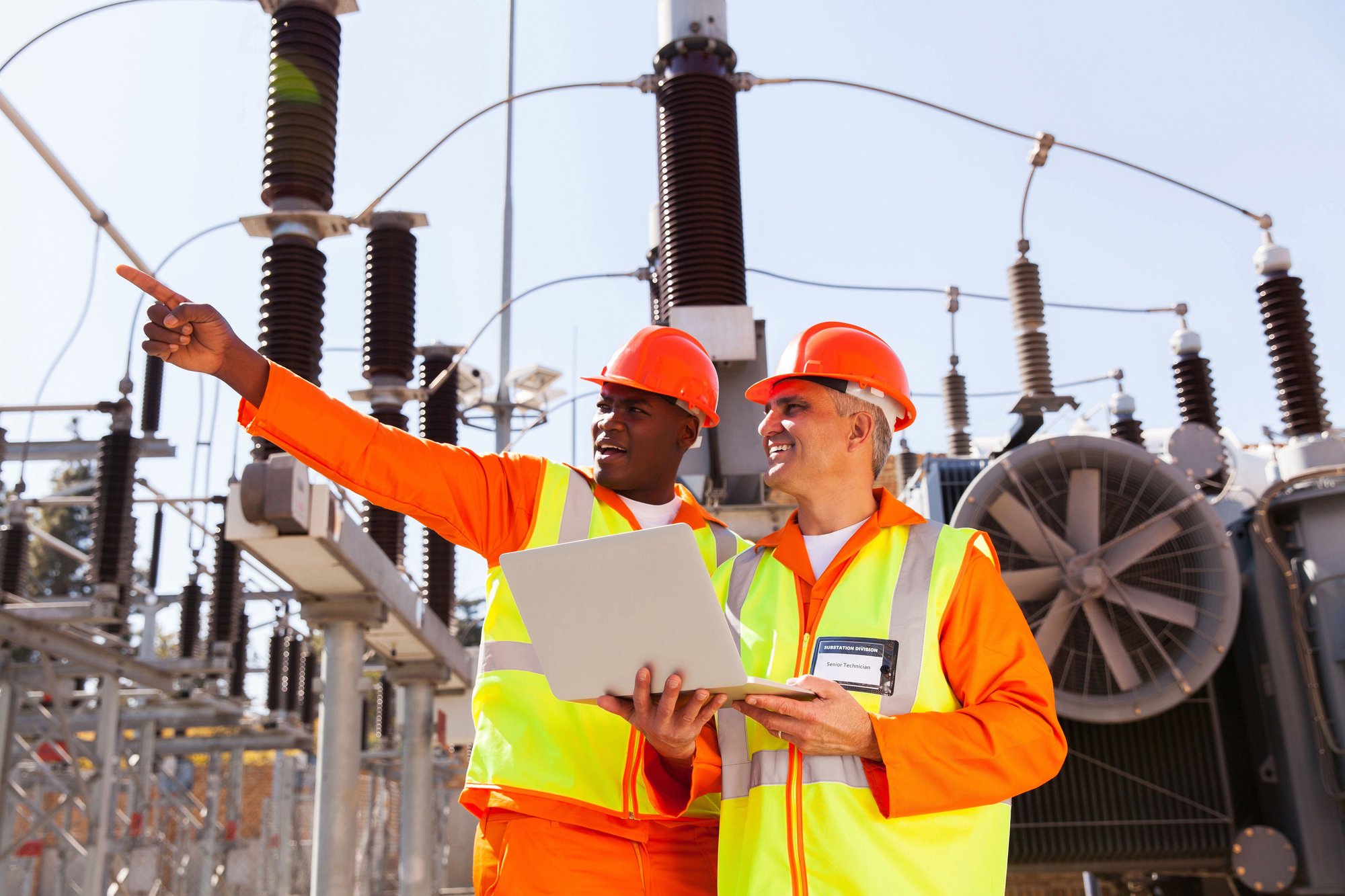 iStock-484968510-power-workers